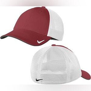 NWOT Mens Nike Dri-FIT Mesh Back Cap (Team Red/White) Size -  M/L